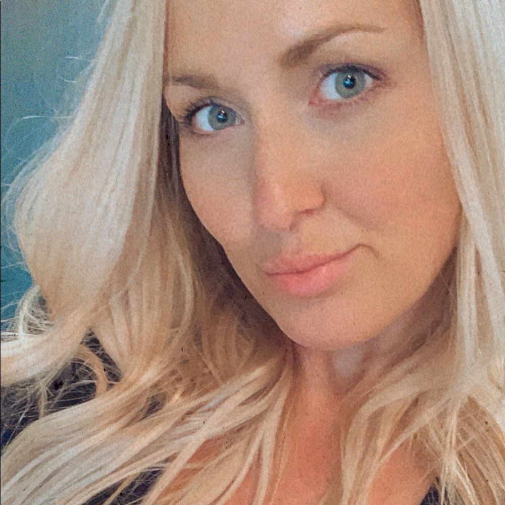 Meet your Posher, Alaina